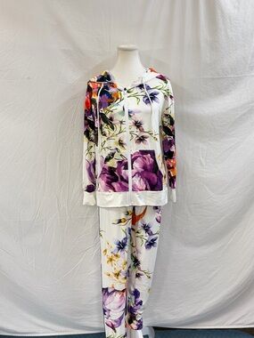 Lily. White/Light Pink Garment Tag - Polyester/Spandex